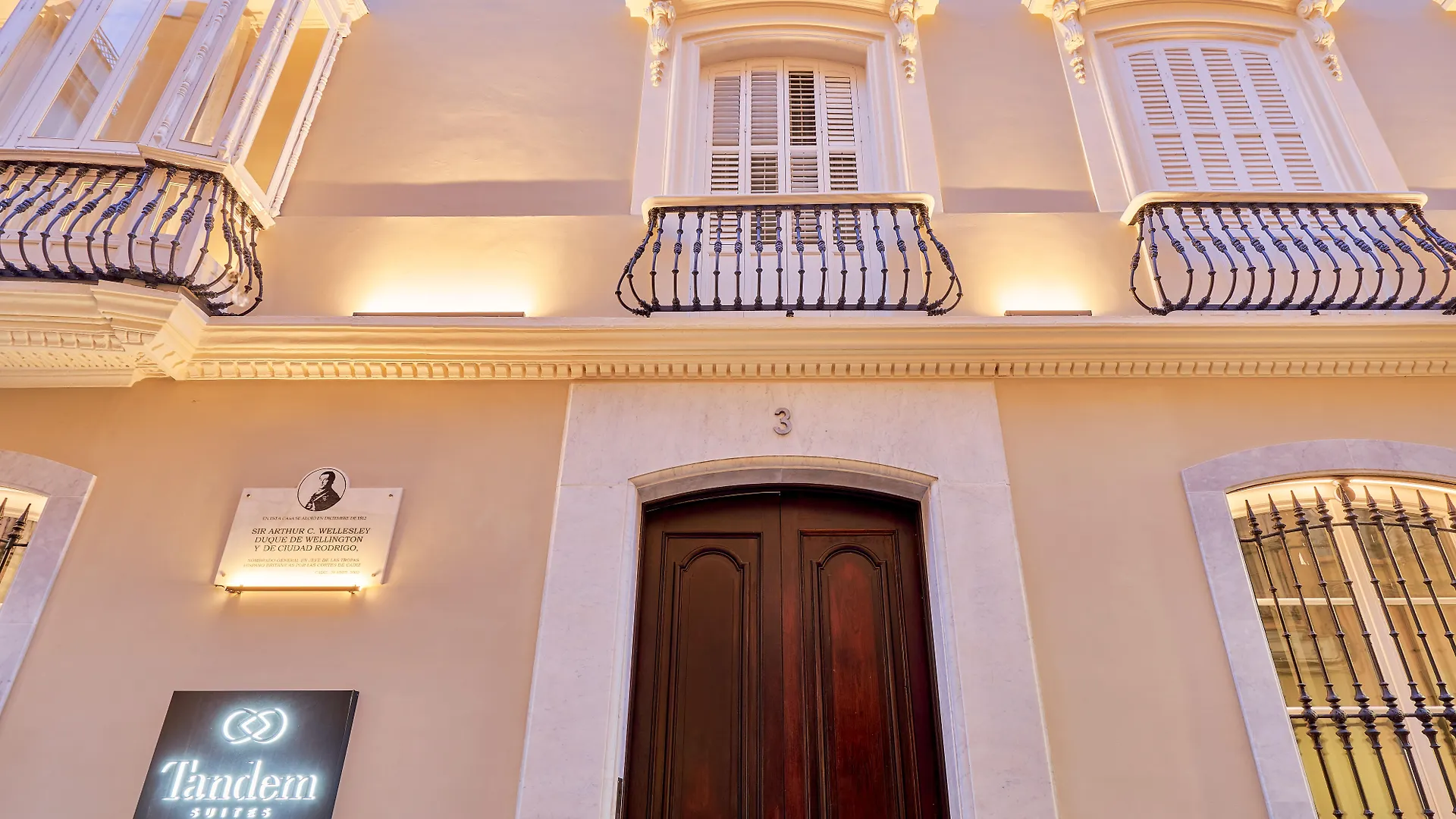Tandem Palacio Veedor De Galeras Suites Cadiz